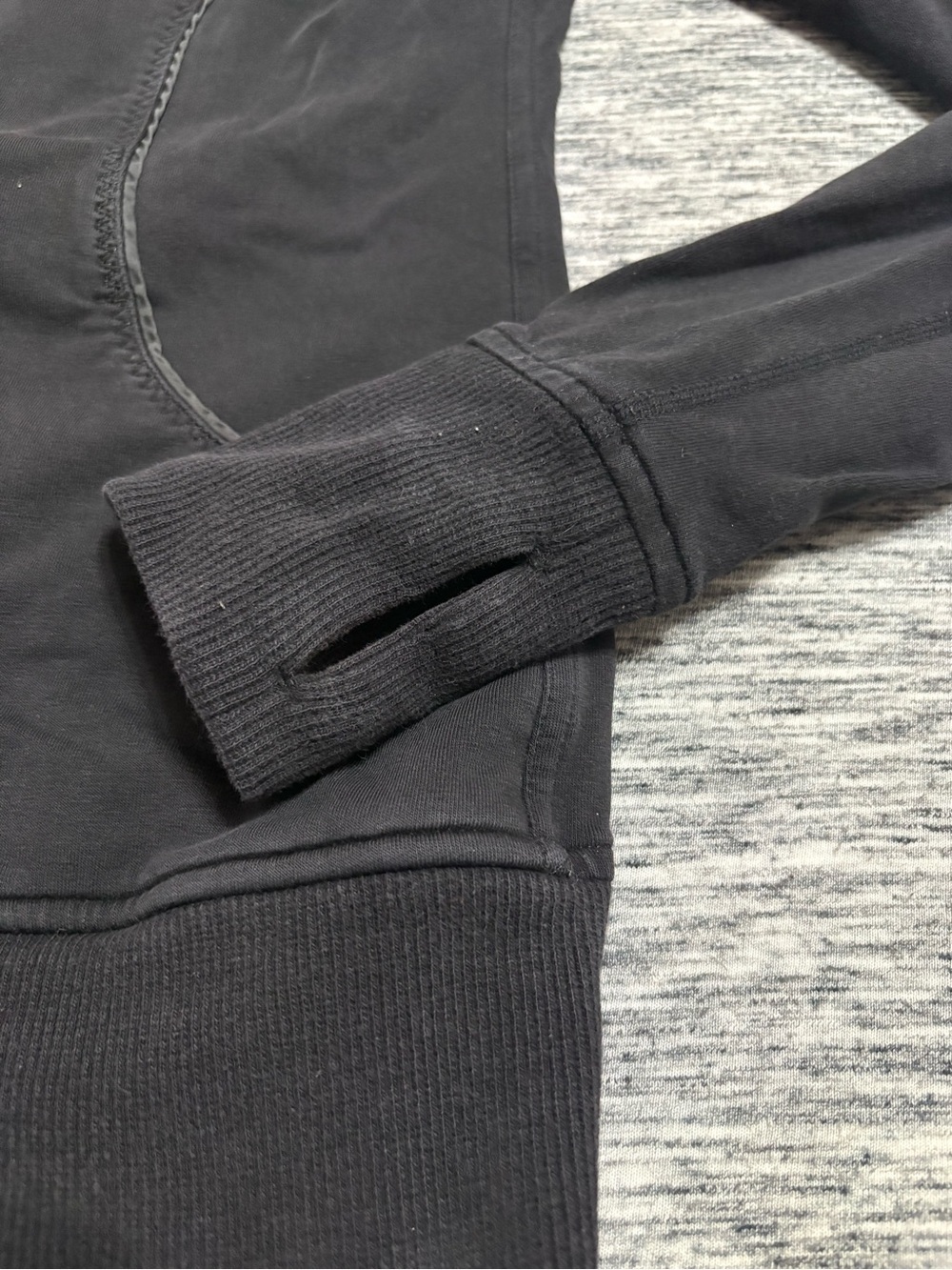 Lululemon Older Style Zip Up Hooded Jacket Long Length Size 6 - Picture 3 of 6